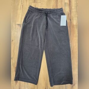 Athleta Seasoft Straught Crop Pants